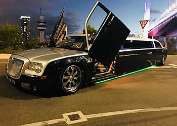 Melbourne Limo Hire 1800 Limo City  image 1