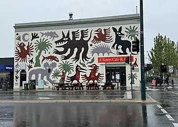 8 Sisters Cafe and Grill