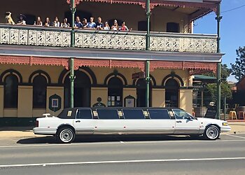 A1 Lavish Limousines