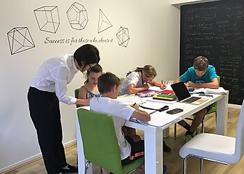 A Star Brisbane Maths Tutor