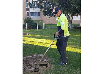 Advanced Mowing & Maintenance