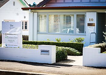 Alexandra Viles - SOHI PODIATRY CLINIC