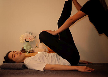 Aura Thai Massage & Day Spa