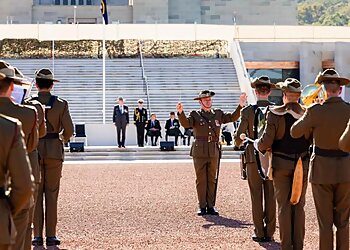 3 Best Landmarks in Canberra - Expert Recommendations