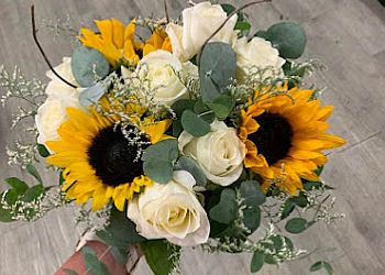 Authentic Flowers & Creations