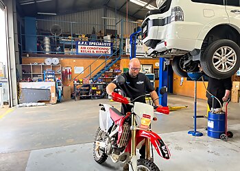 Azzi & Nusser Service Centre