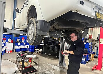 Azzi & Nusser Service Centre