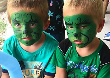 Balloon Mania & Face Painting