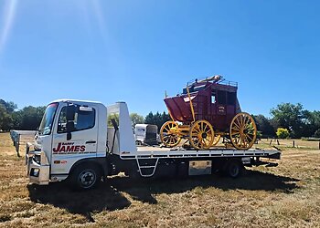 Ballarat Towing Services Barry James Towing image 1