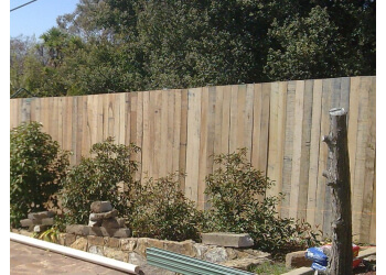 Custom Fencing