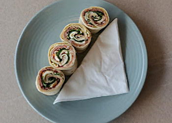 Cafe D'Lish - Sandwich & Espresso Bar