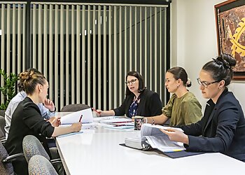 Chris Osborne - HUNT & HUNT LAWYERS