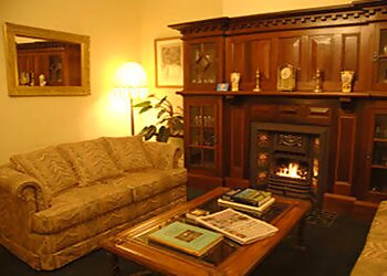 Clifton Motel & Grittleton Lodge