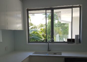 Coastal Glass & Glazing