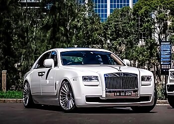 Coastline Limousines