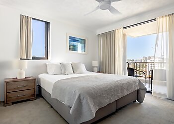 Columbia Apartments on Rainbow Bay