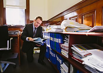 Connolly Suthers Lawyers