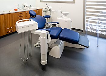 Dr Adam Wallace - GIPPSLAND ORTHODONTICS