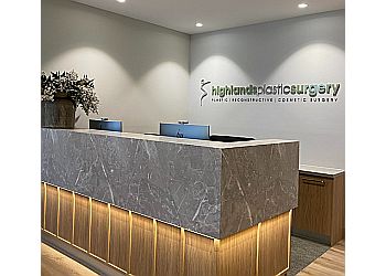 Dr Adrian Sjarif - HIGHLANDS PLASTIC SURGERY