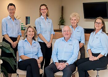 Dr Alan Burrow - ALAN BURROW OPTOMETRY