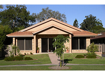 Dr Alan Burrow - ALAN BURROW OPTOMETRY