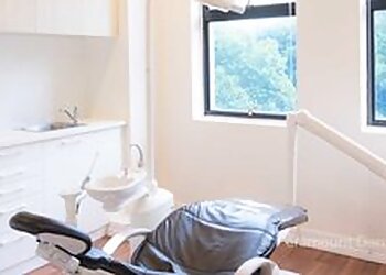 Dr Amrinder Oberoi - PARAMOUNT DENTAL SYDNEY