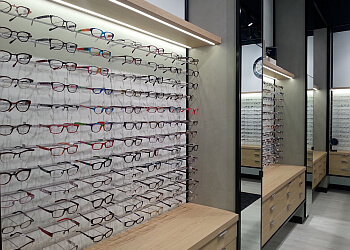 Dr Andrew Watkins - ANDREW WATKINS OPTOMETRIST