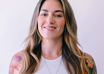 Dr Ash Jones - EVOLUTION CHIROPRACTIC Dr Ash Jones - EVOLUTION CHIROPRACTIC