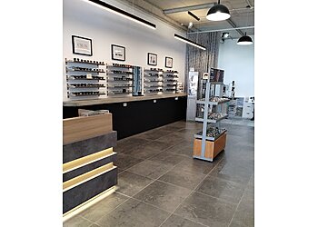 Dr Baz Ghafourian - ADRENALINE OPTOMETRY