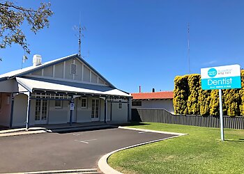 Dr Collin Veeran - MAVEN DENTAL