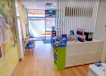 Dr Daniel Tran - DICKSON MODERN DENTAL