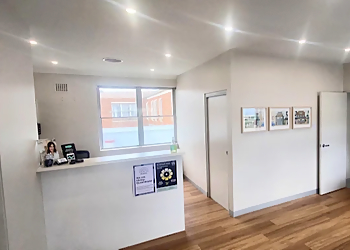 Dr Daniel Unger - QUEANBEYAN DENTAL CLINIC 