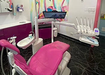 Dr David Ward - THE HAPPY TOOTH KURRI KURRI