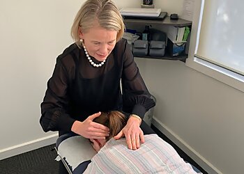 Dr Deanne Esposito - Global Chiropractic