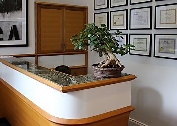 Dr Duncan R Copp - THE PADDINGTON DENTAL SURGERY