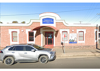 Dr Elbert Liew - TAMWORTH ORTHOCARE