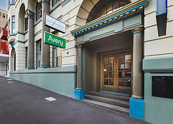 Dr Gary Avery - AVERY RECONSTRUCTIVE & AESTHETIC PLASTIC SURGERY