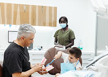 Dr George Lathouras - SMILEOLOGIE