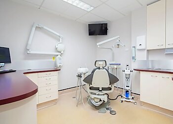 Dr George Patience - HUNTER DENTAL GROUP