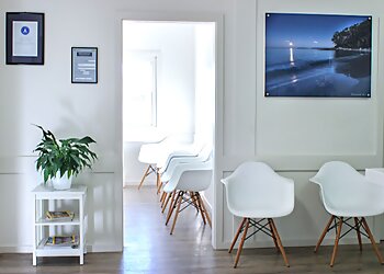 Dr Golnar Mousavi - MEROO STREET FAMILY PRACTICE