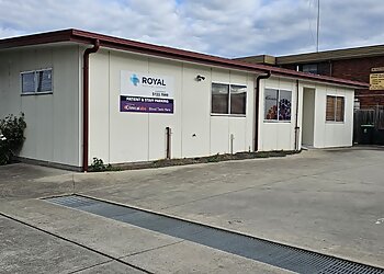 Dr Hiran Rajapakse - ROYAL MEDICAL CENTER