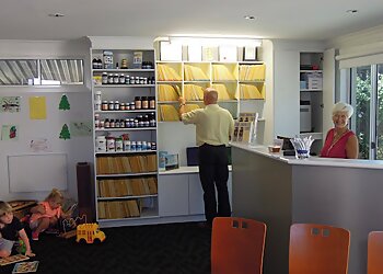 Dr Ian R. Hope - HOPE HEALTH CENTRE