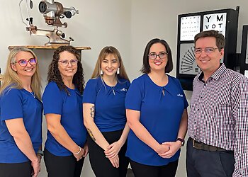 Dr Ieuan H. Rees - BUCK & TODD OPTOMETRISTS