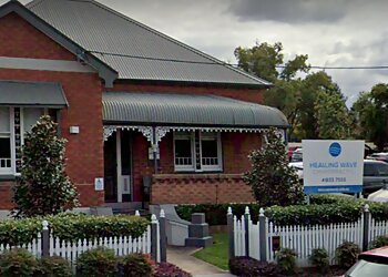 Dr James Bancroft - HEALING WAVE CHIROPRACTIC