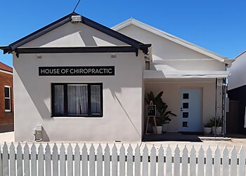 Dr Janine Adams - HOUSE OF CHIROPRACTIC