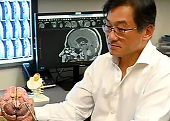 Dr Justin Pik - CAPITAL NEUROSURGERY