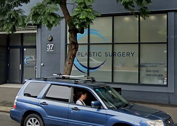 Dr Laith Barnouti - SYDNEY PLASTIC SURGERY