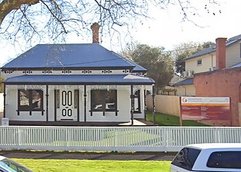 Dr Mandy Lau - GRAMPIANS CONSULTING SUITES