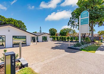 Dr Martin Elmes - GOLD COAST UROLOGIST