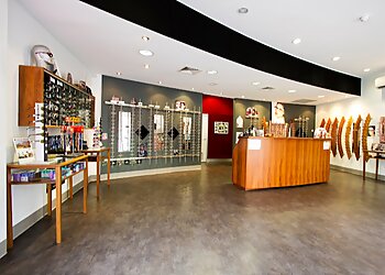 Dr Martin Robinson - MARTIN’S EYECARE